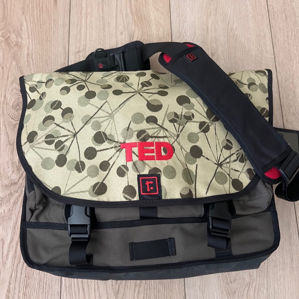 Rickshaw Bagworks TED 2008 Messenger Bag Olive Green Graphic Commuter USA Made